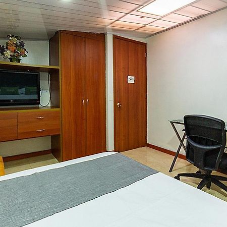 Hotel Ayenda Casa Howard 1092 โบโกตา ภายนอก รูปภาพ