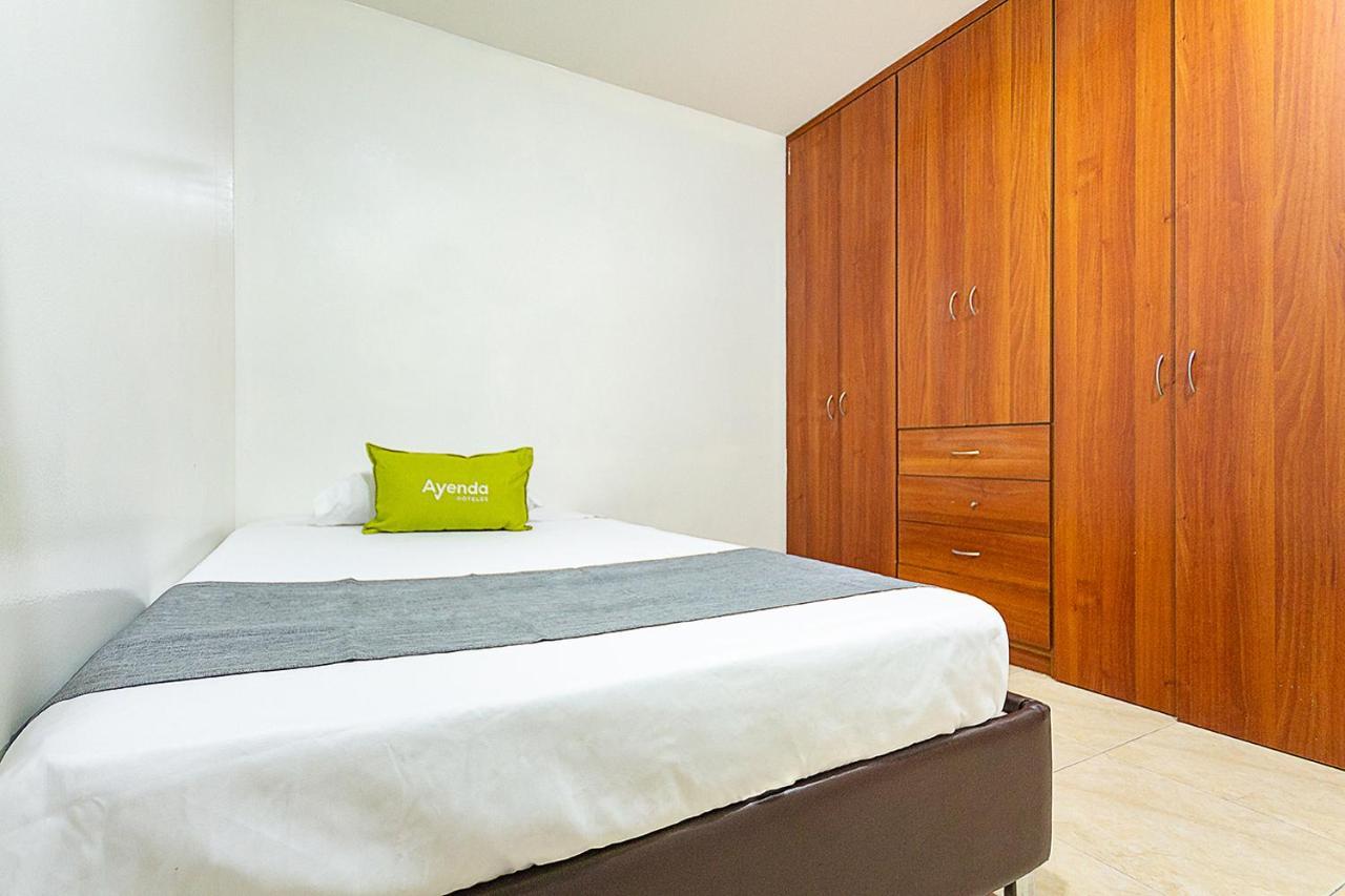 Hotel Ayenda Casa Howard 1092 โบโกตา ภายนอก รูปภาพ