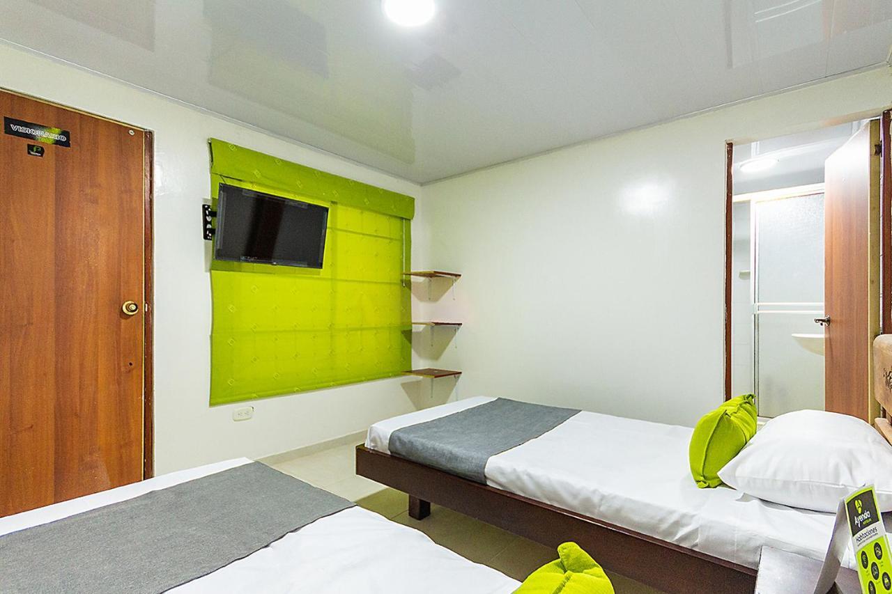 Hotel Ayenda Casa Howard 1092 โบโกตา ภายนอก รูปภาพ