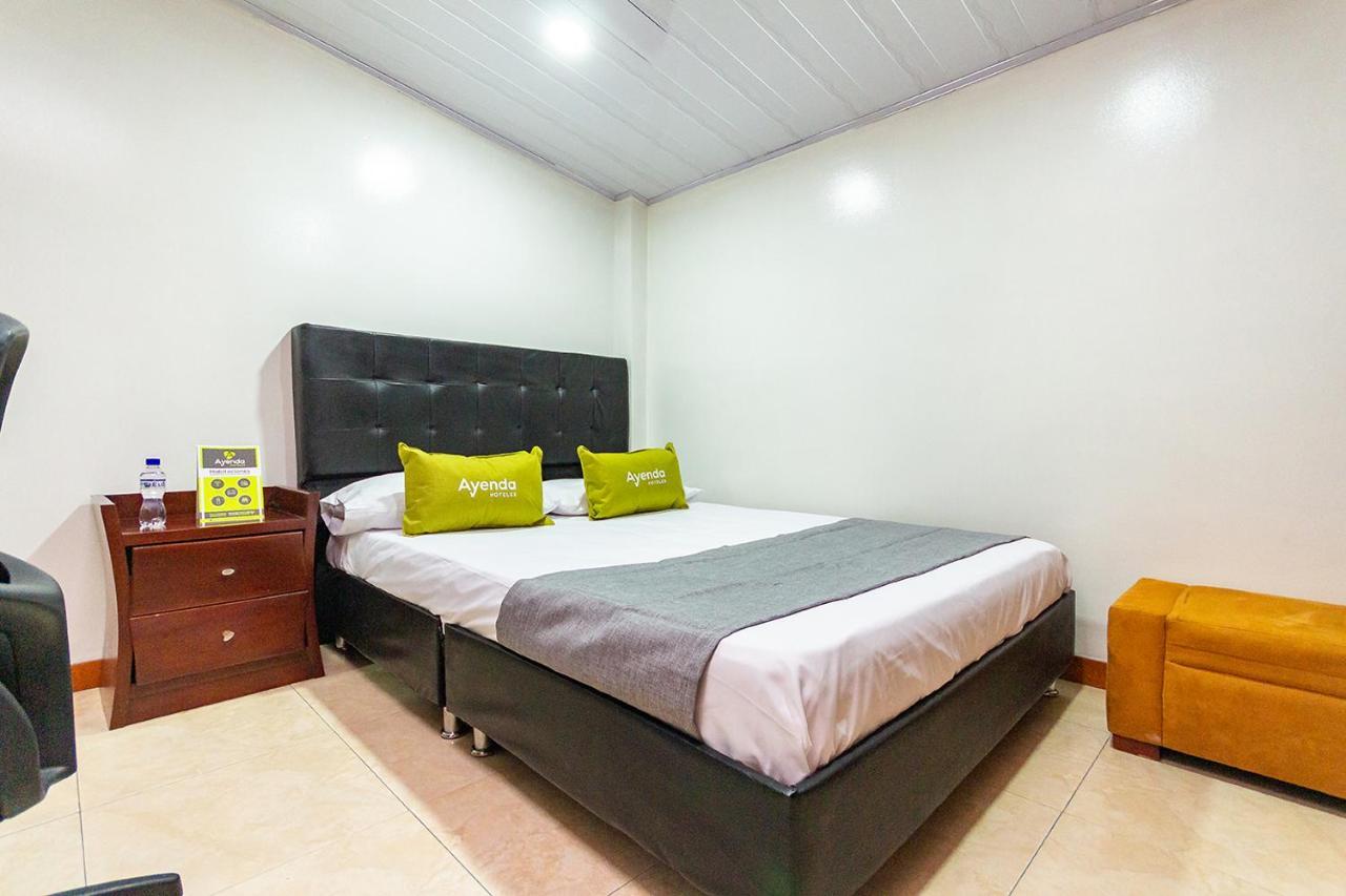 Hotel Ayenda Casa Howard 1092 โบโกตา ภายนอก รูปภาพ