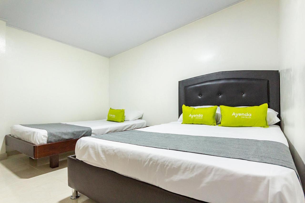Hotel Ayenda Casa Howard 1092 โบโกตา ภายนอก รูปภาพ