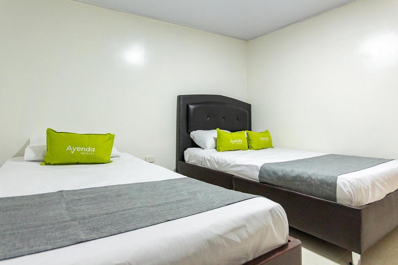 Hotel Ayenda Casa Howard 1092 โบโกตา ภายนอก รูปภาพ